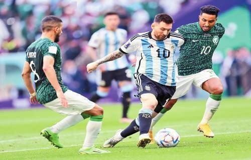 为什么红色在亚洲博彩文化中代表好运？解析色彩心理学。（色彩心理学视角：红色为何在亚洲博彩文化中象征好运）